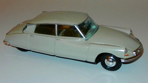 Citroën ID 19 by Osul